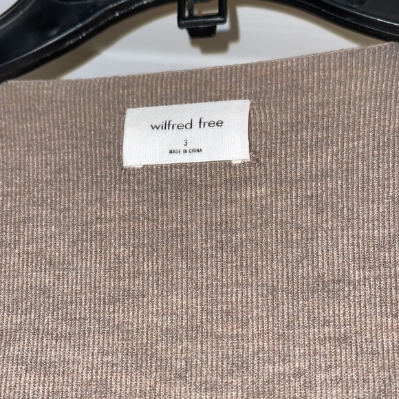 Wilfred Free Souvenir Sweater. Heathered Taupe. Size 3 - Picture 2 of 7